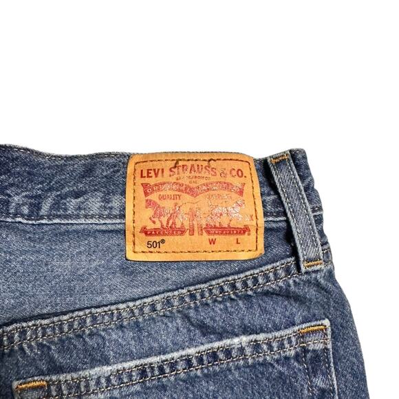 Levi Strauss 501 Cut Off Denim Jean Shorts size 25 - Picture 3 of 7
